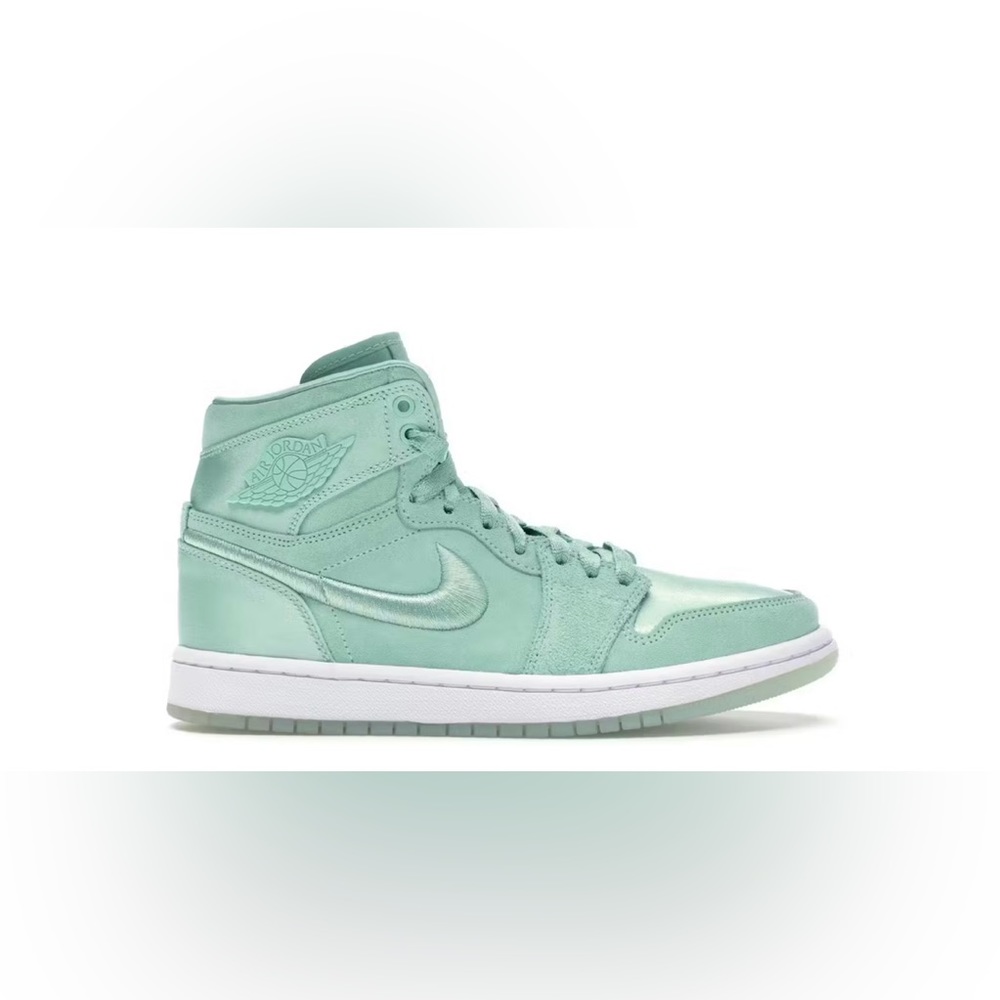 Nike Women’s Jordan 1 Retro High